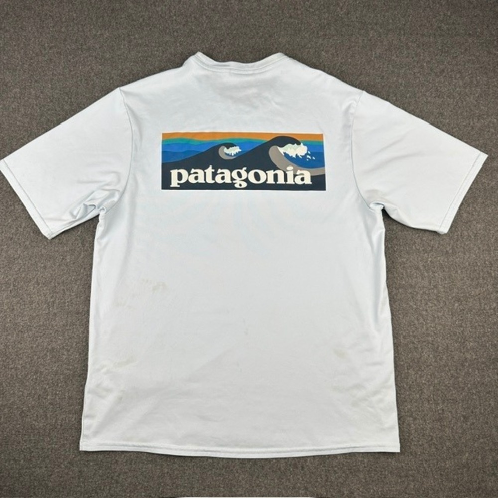 Patagonia Capilene Cool Daily Shirt Mens XS Blue Wave Graphic Short Sleeve Tee